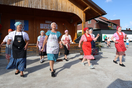 Kulturna prireditev Na lepi Menišiji 36 Foto Ljubo Vukelič